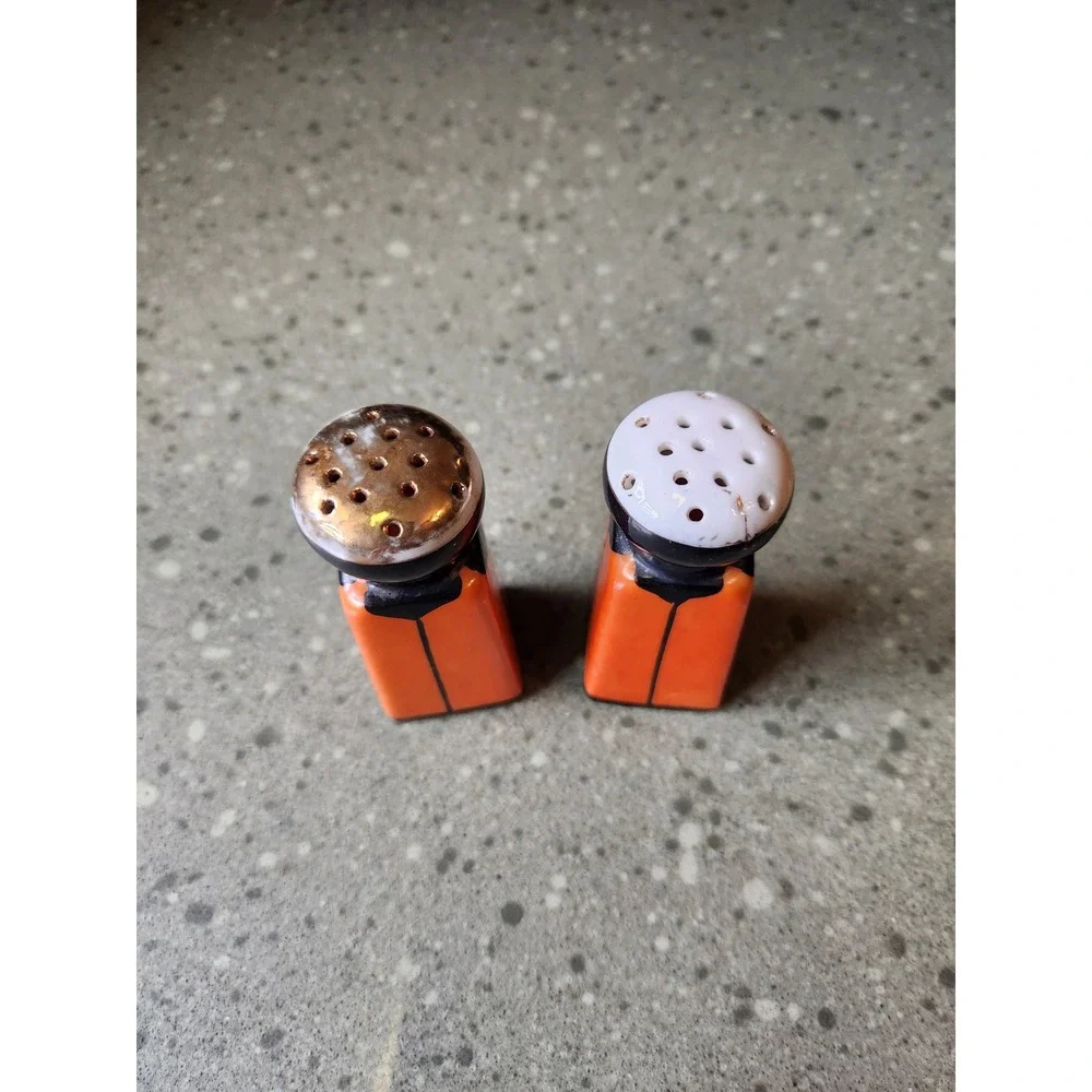 VTG Mid Century Black & Orange Porcelain Salt Pepper Shakers Japan, READ